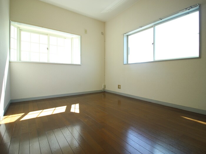 物件内観写真7　(居室)