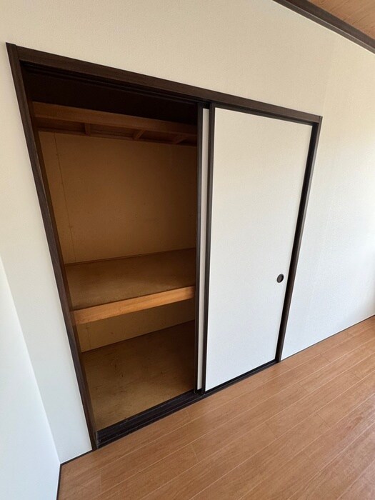 物件内観写真18　(収納)