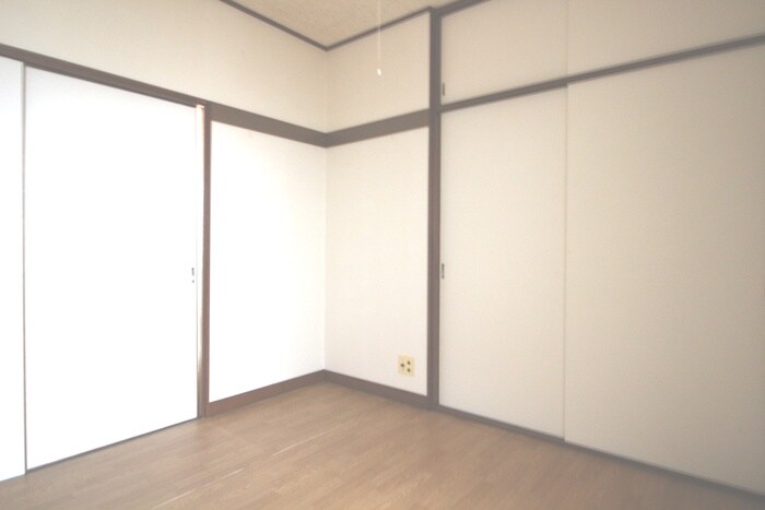 物件内観写真15　(居室)