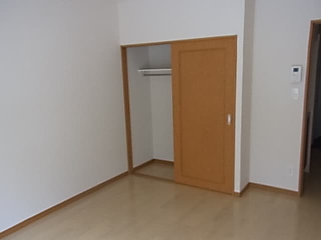 物件内観写真13　(居室)