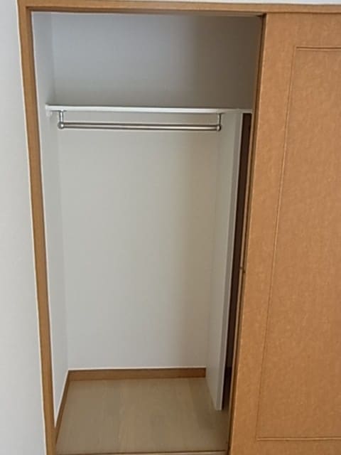 物件内観写真15　(収納)