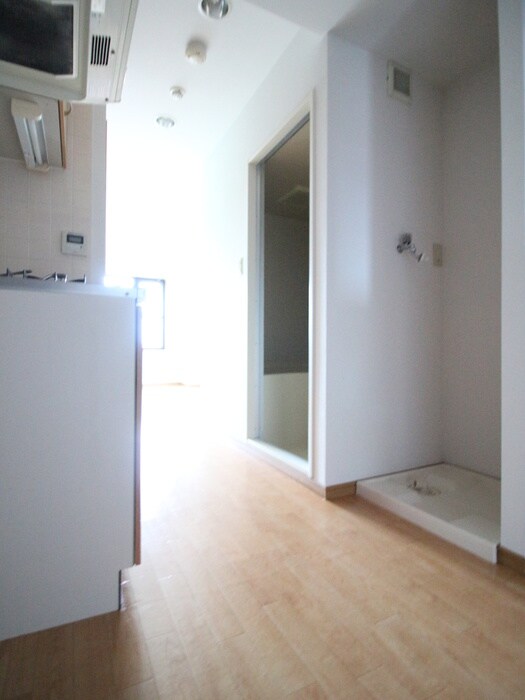 物件内観写真14　(玄関)