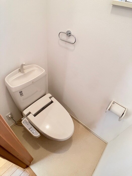 物件内観写真16　(トイレ)