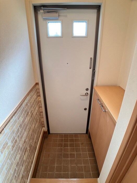 物件内観写真22　(玄関)