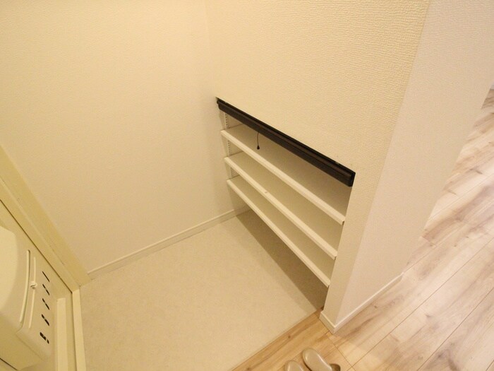 物件内観写真19　(靴箱)