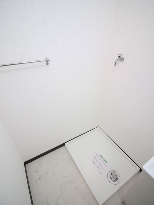 物件内観写真19　(洗濯機置場)