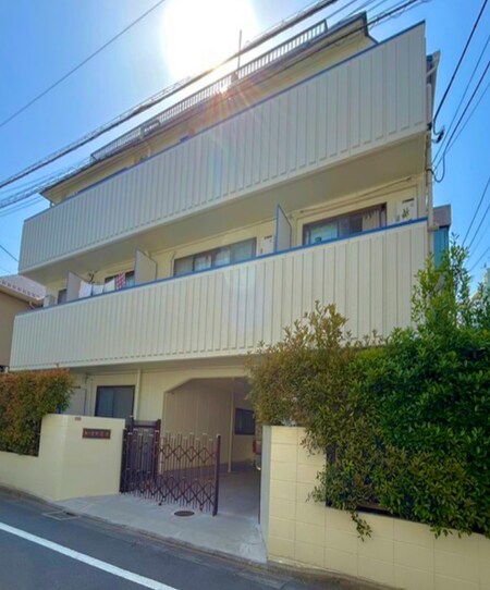 カ－サ・デ・藤原外観写真