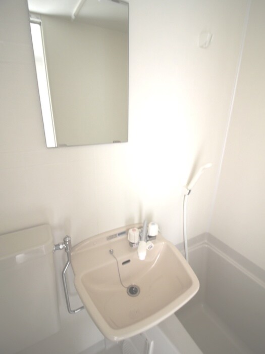 物件内観写真11　(洗面)