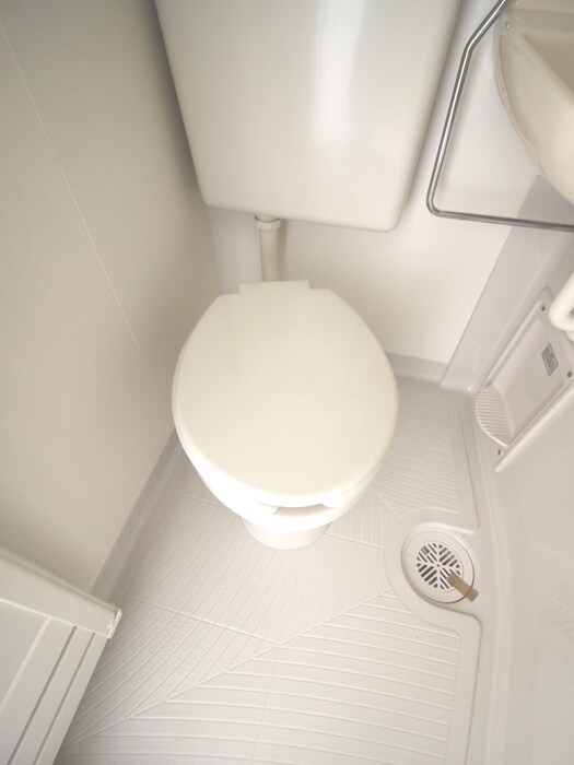 物件内観写真14　(トイレ)