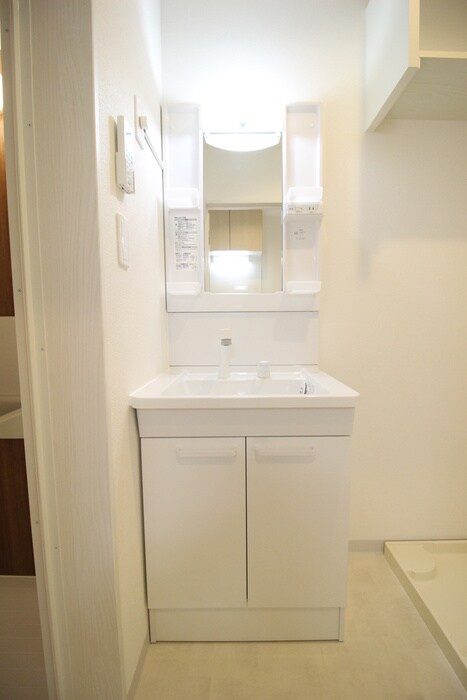 物件内観写真12　(洗面)