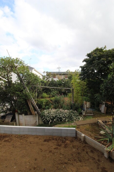 物件内観写真19　(室内からの展望)