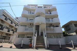 第二シ－ボニアマンション外観写真