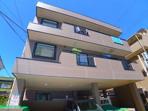 ハイブリッジＦ外観写真