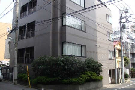 メゾン・ド・ルブレ(1F～4F)外観写真