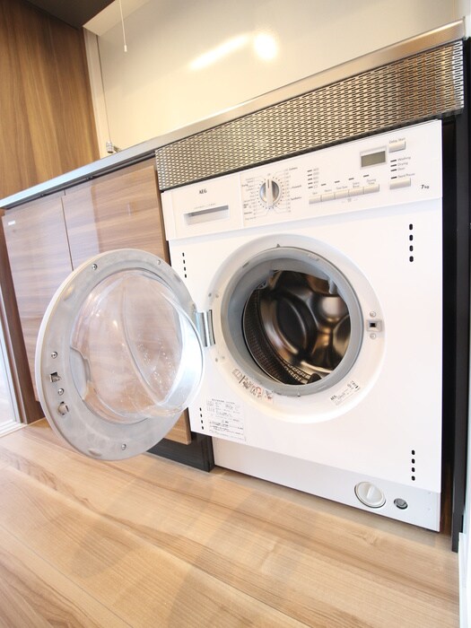 物件内観写真10　(洗濯機置場)