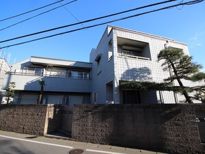 Ｙ′ｓ　砧外観写真