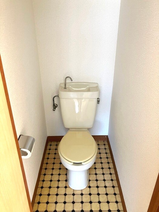 物件内観写真9　(トイレ)