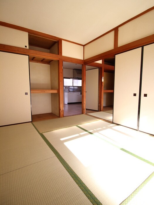 物件内観写真17　(居室)