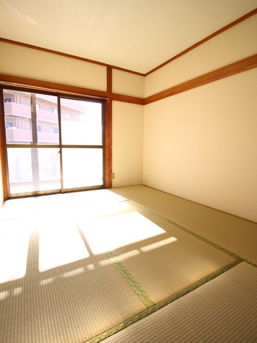 物件内観写真18　(居室)