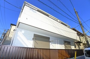 クローバーハイム鬼高外観写真