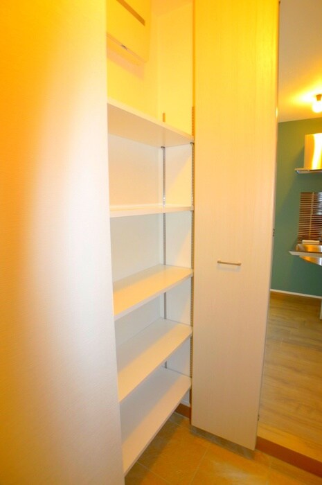 物件内観写真19　(靴箱)