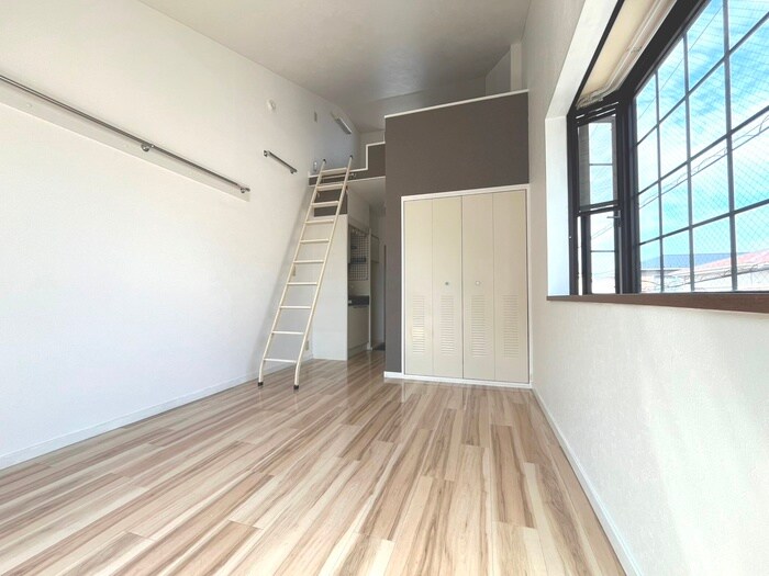 物件内観写真6　(居室)