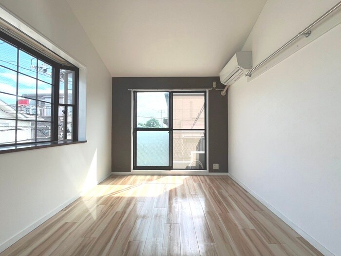 物件内観写真7　(居室)