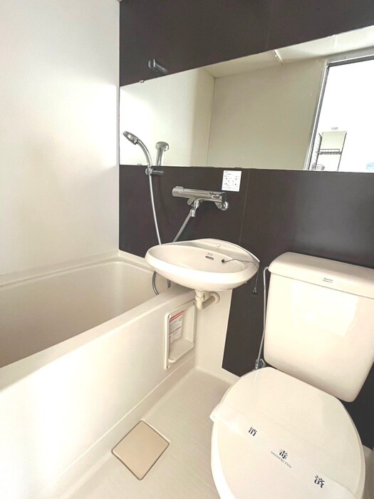 物件内観写真13　(バス／シャワールーム等)