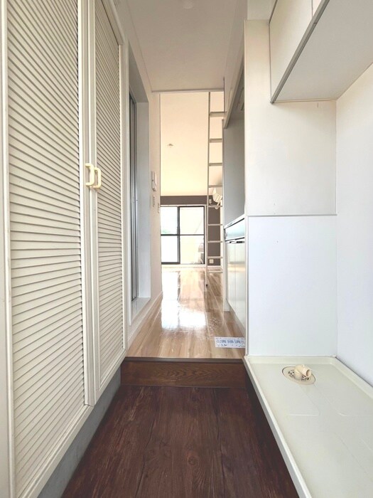 物件内観写真17　(廊下)