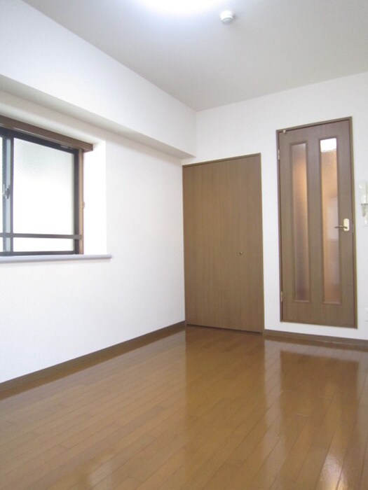 物件内観写真11　(居室)