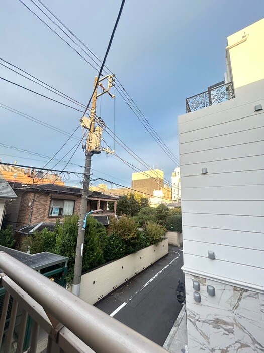 物件内観写真14　(室内からの展望)