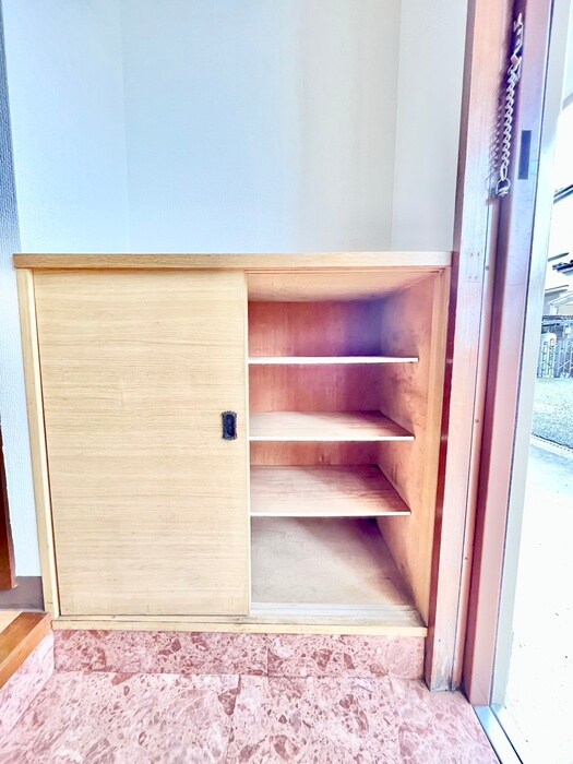 物件内観写真18　(靴箱)
