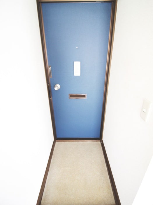 物件内観写真14　(玄関)