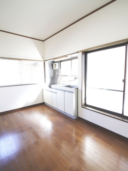 物件内観写真19　(室内からの展望)