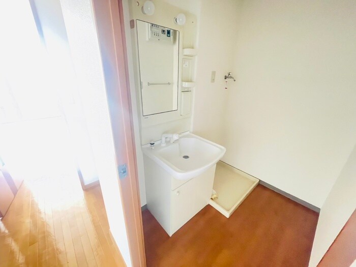 物件内観写真13　(洗面)