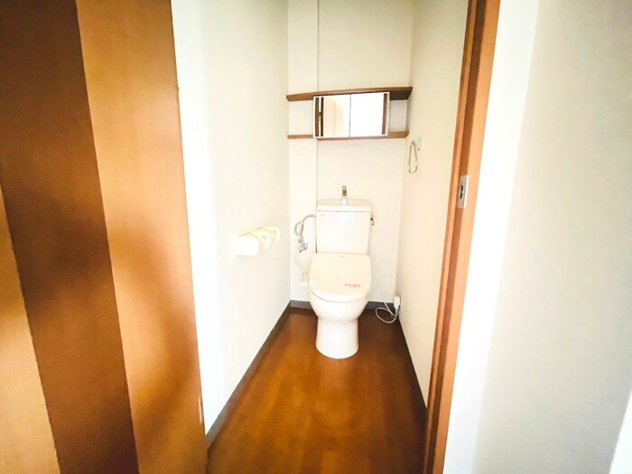 物件内観写真16　(トイレ)