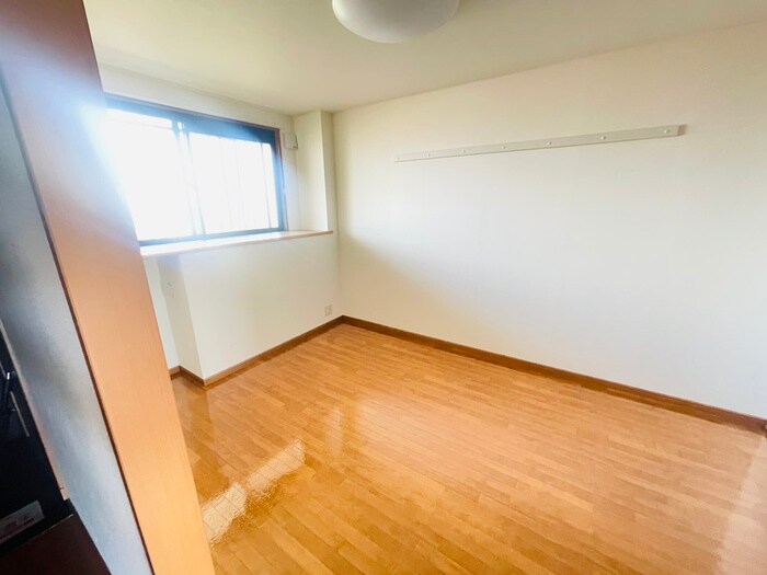 物件内観写真19　(居室)