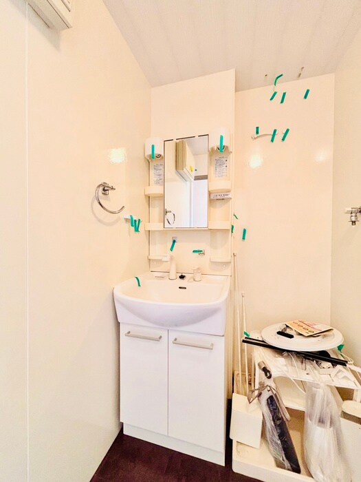 物件内観写真12　(洗面)