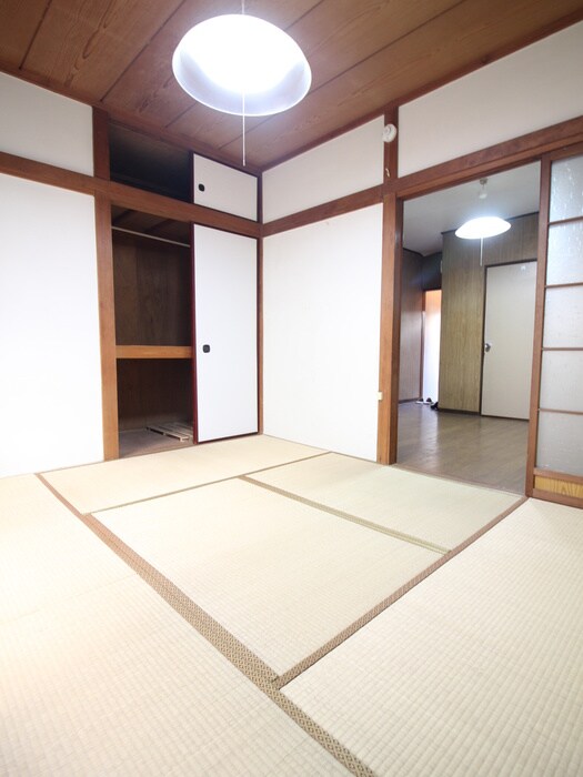 物件内観写真5　(居室)