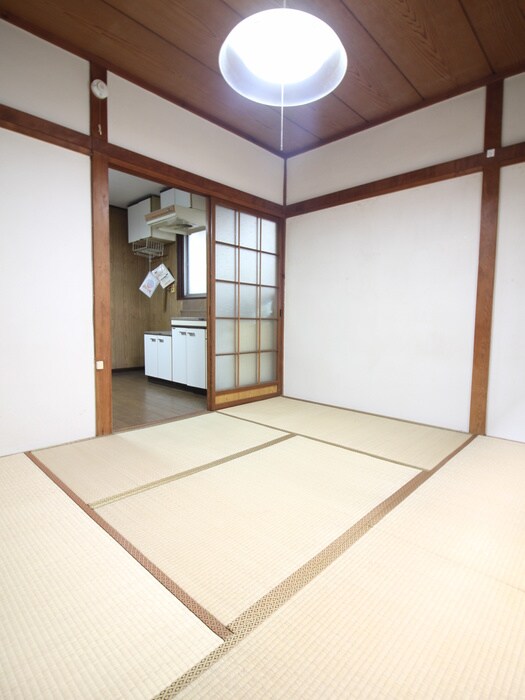 物件内観写真6　(居室)