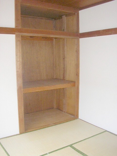 物件内観写真8　(収納)