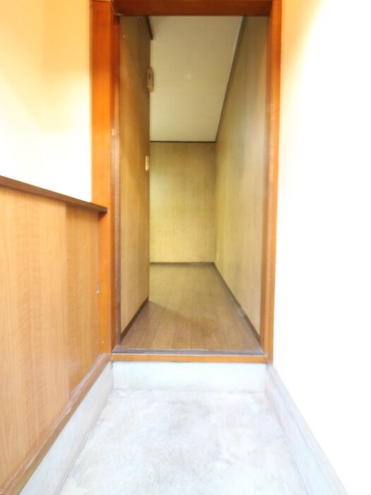 物件内観写真19　(玄関)
