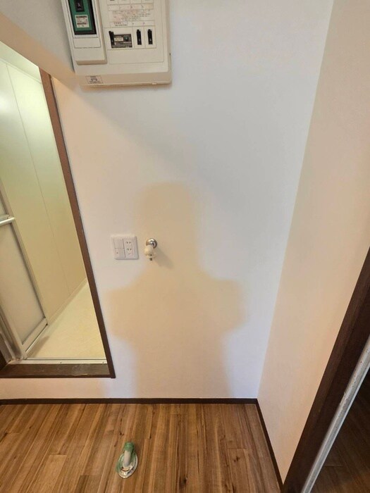 物件内観写真12　(洗濯機置場)