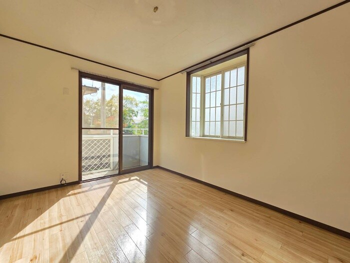 物件内観写真13　(居室)