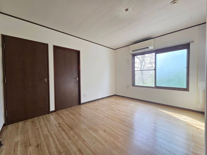 物件内観写真17　(居室)