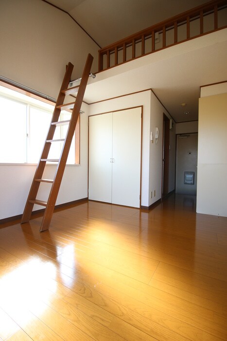 物件内観写真9　(居室)