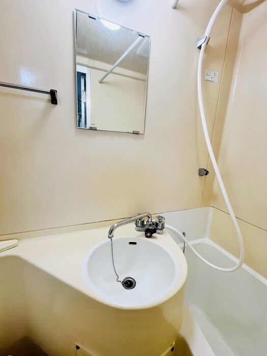 物件内観写真12　(洗面)