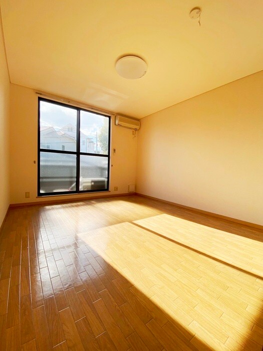 物件内観写真7　(居室)