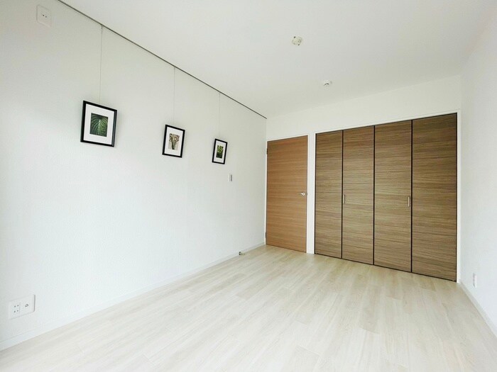 物件内観写真13　(居室)