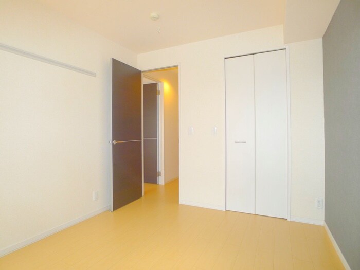 物件内観写真11　(居室)